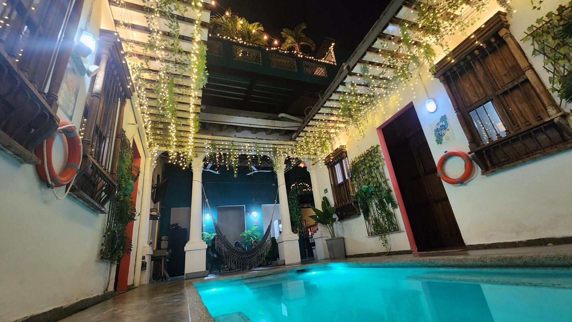 Baboon Hostel Santa Marta  Buitenkant foto