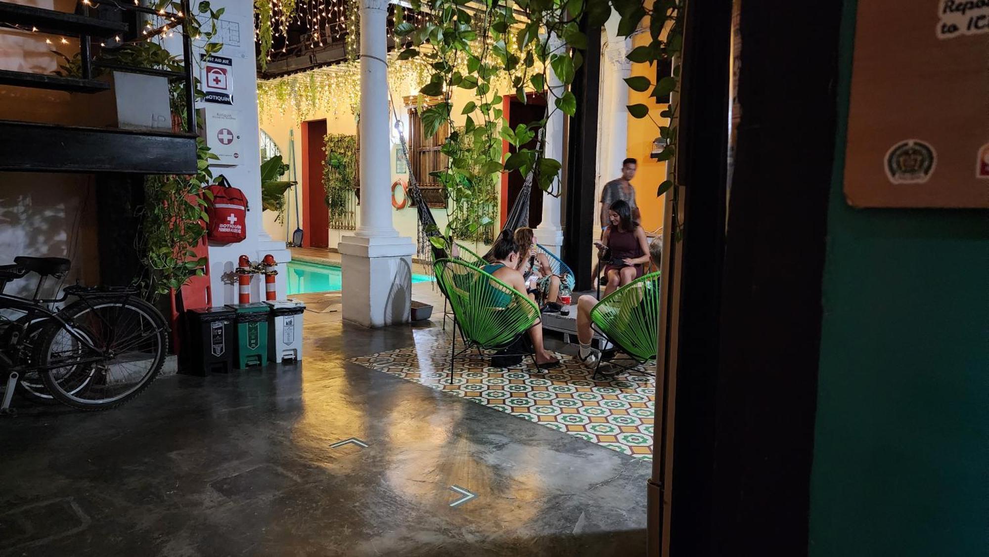 Baboon Hostel Santa Marta  Buitenkant foto
